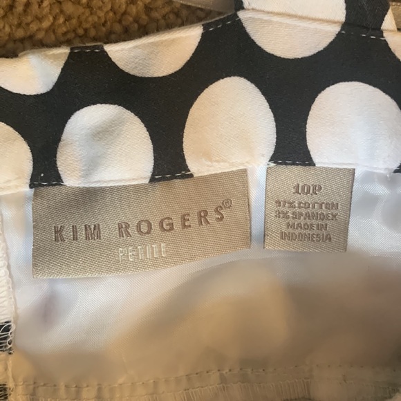 Kim Rogers polka dot pleated cross back dress. Size 10P - Picture 4 of 5